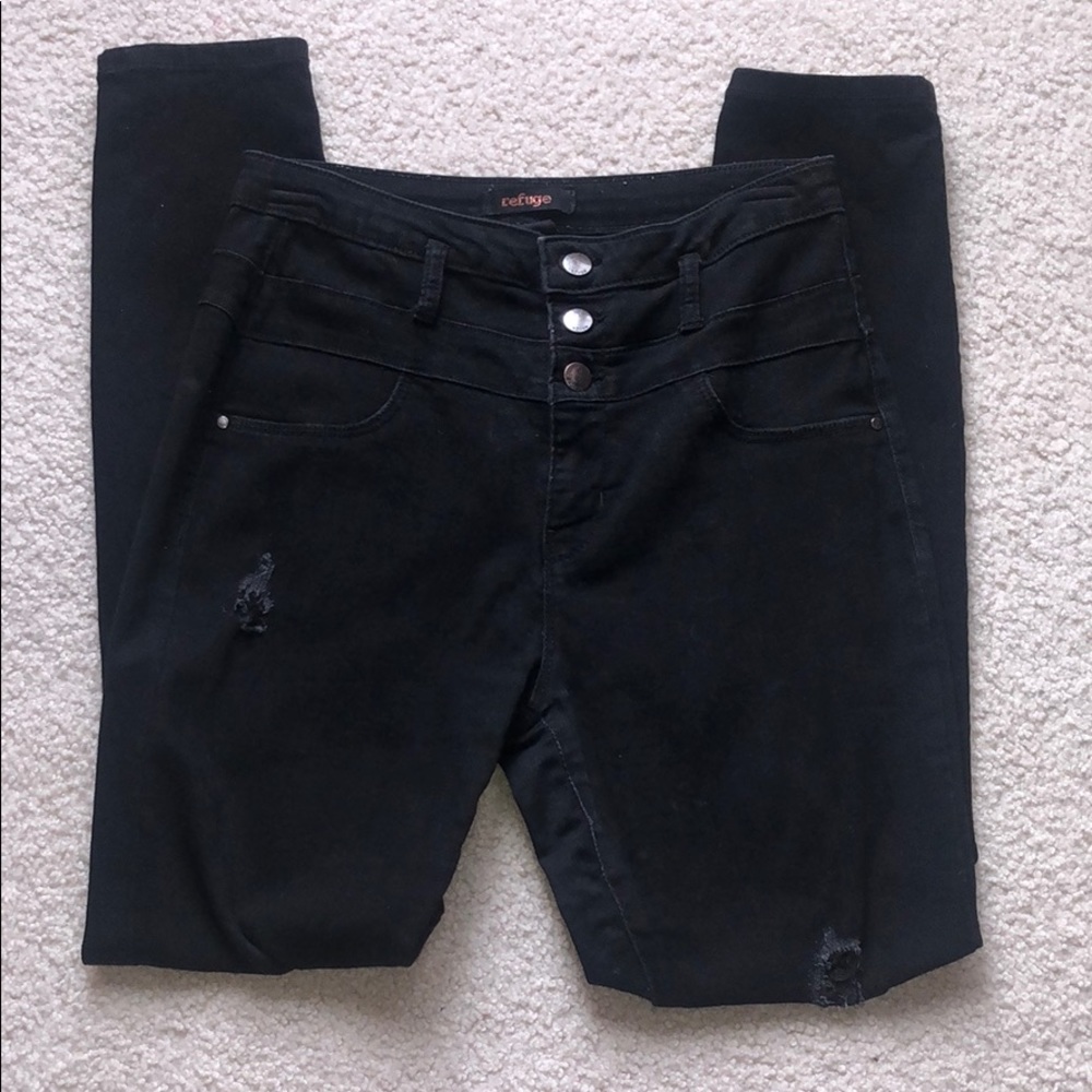 Black High Wasted Ripped Jeans